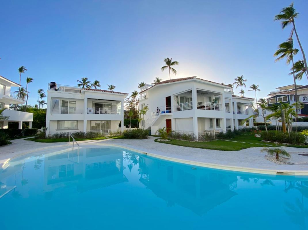 Blue Ocean Beachfront Villas & Apartments - Wifi, Pool, Bbq, Playa Los Corales Punta Cana Kültér fotó